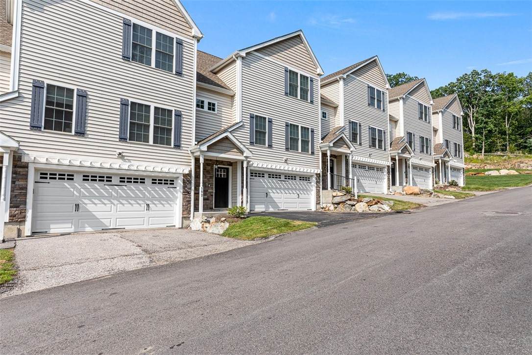 https://bt-photos.global.ssl.fastly.net/rhodeisland/orig_boomver_1_1419521-2.jpg