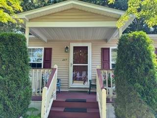 https://bt-photos.global.ssl.fastly.net/rhodeisland/orig_boomver_1_1419541-2.jpg