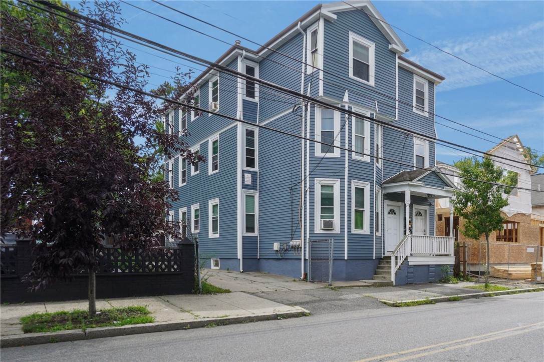 https://bt-photos.global.ssl.fastly.net/rhodeisland/orig_boomver_1_1419584-2.jpg