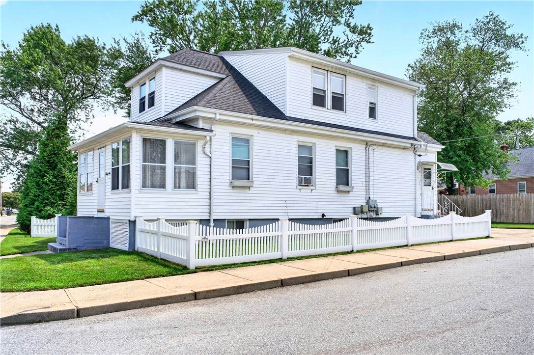 https://bt-photos.global.ssl.fastly.net/rhodeisland/orig_boomver_1_1419676-2.jpg