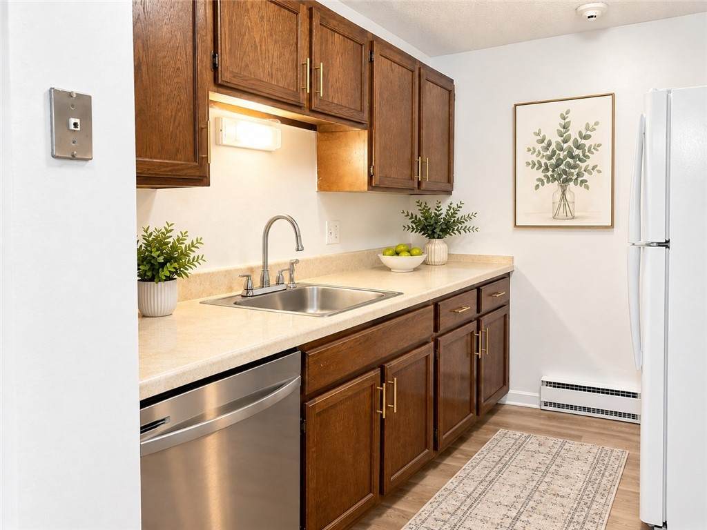 117 John Street - Photo 1