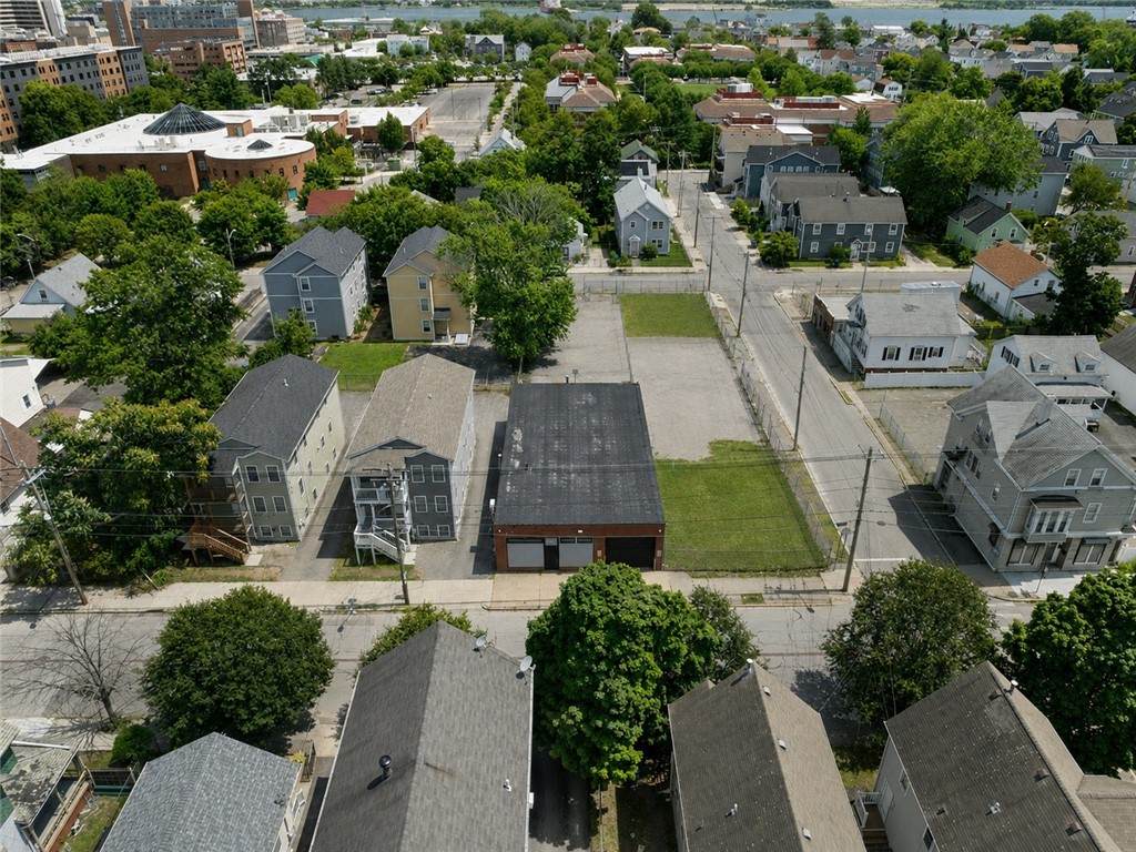 https://bt-photos.global.ssl.fastly.net/rhodeisland/orig_boomver_1_1420047-2.jpg