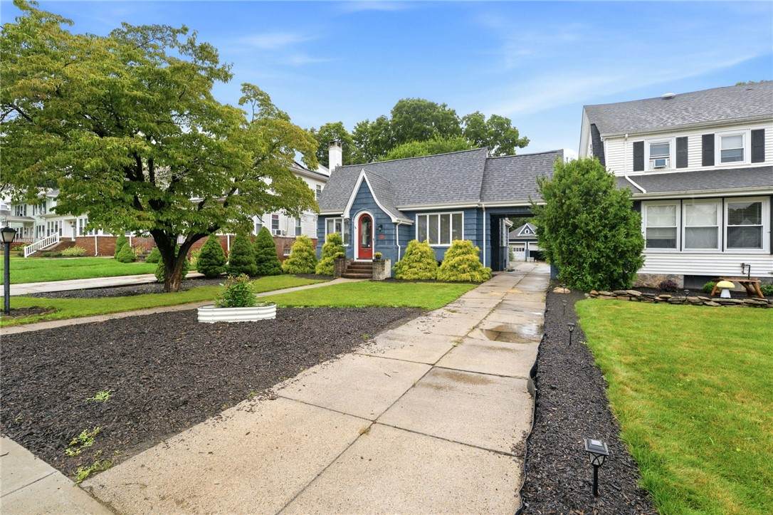 https://bt-photos.global.ssl.fastly.net/rhodeisland/orig_boomver_1_1420100-2.jpg