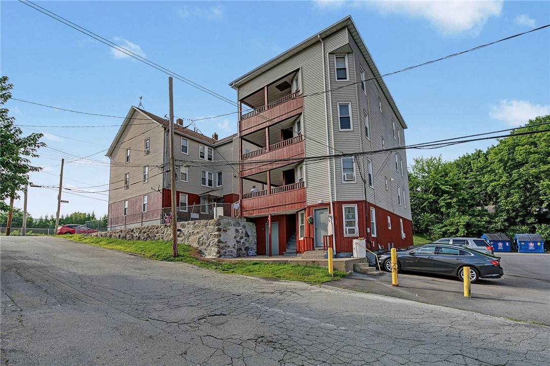 https://bt-photos.global.ssl.fastly.net/rhodeisland/orig_boomver_1_1420119-2.jpg