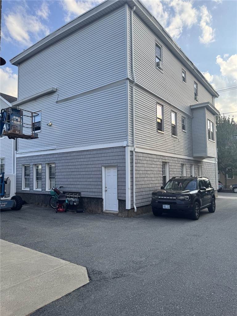 https://bt-photos.global.ssl.fastly.net/rhodeisland/orig_boomver_1_1420343-2.jpg