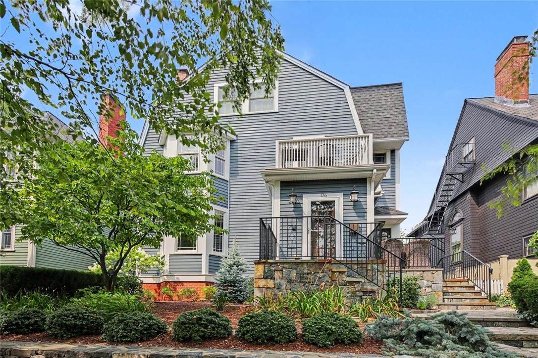 176 Medway Street - Photo 1