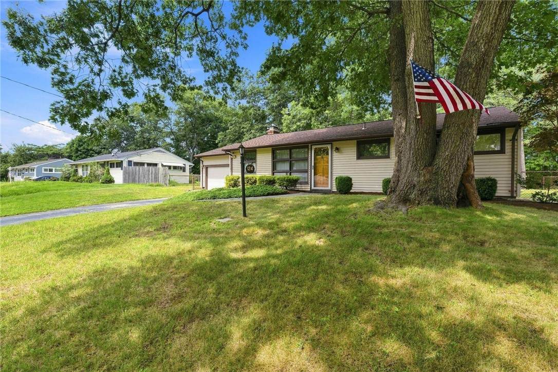 124 Chatworth Avenue - Photo 1
