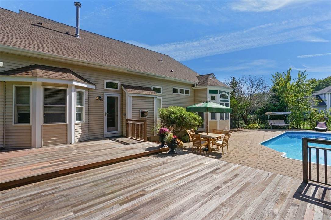 https://bt-photos.global.ssl.fastly.net/rhodeisland/orig_boomver_1_1420629-2.jpg