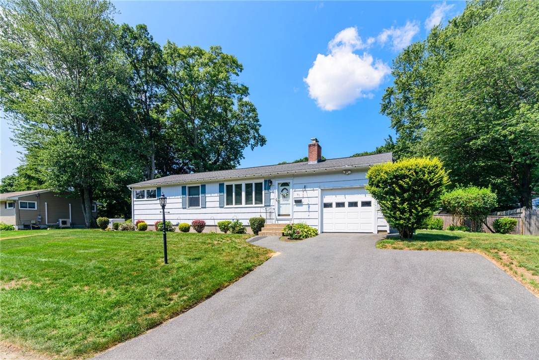 91 Torrington Drive - Photo 1