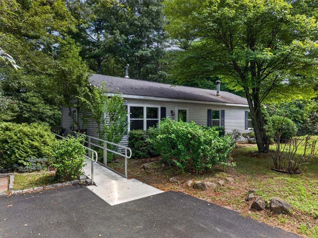 https://bt-photos.global.ssl.fastly.net/rhodeisland/orig_boomver_1_1420757-2.jpg