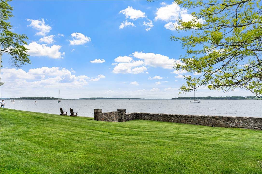 https://bt-photos.global.ssl.fastly.net/rhodeisland/orig_boomver_1_1420796-2.jpg