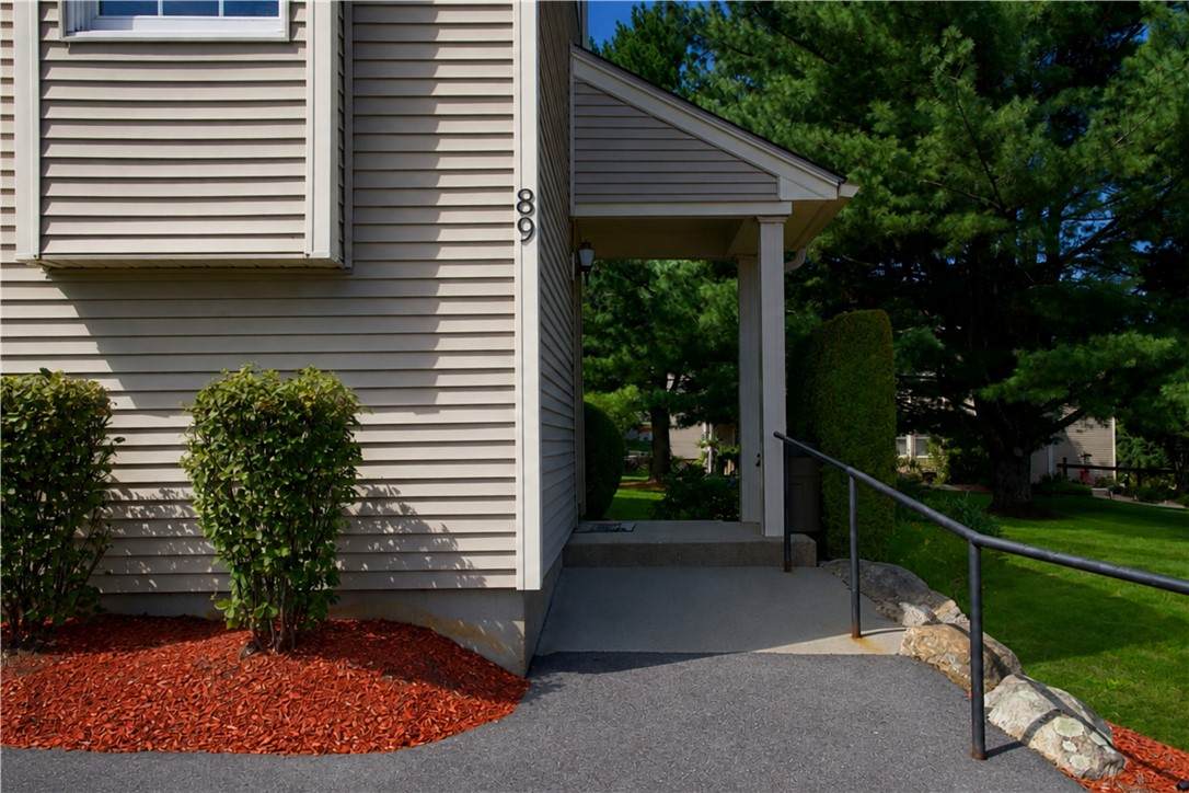 https://bt-photos.global.ssl.fastly.net/rhodeisland/orig_boomver_1_1420847-2.jpg