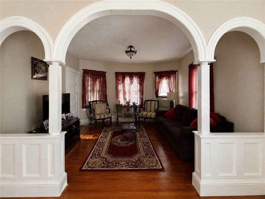 https://bt-photos.global.ssl.fastly.net/rhodeisland/orig_boomver_1_1420883-2.jpg