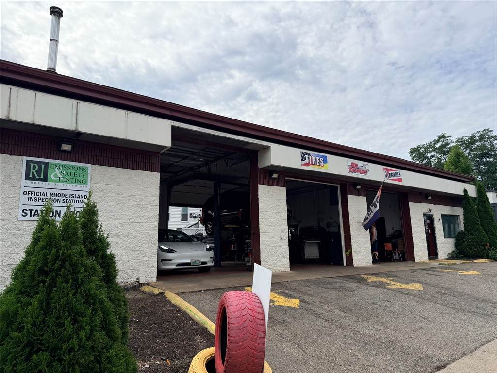 214 South Main Street - Photo 1
