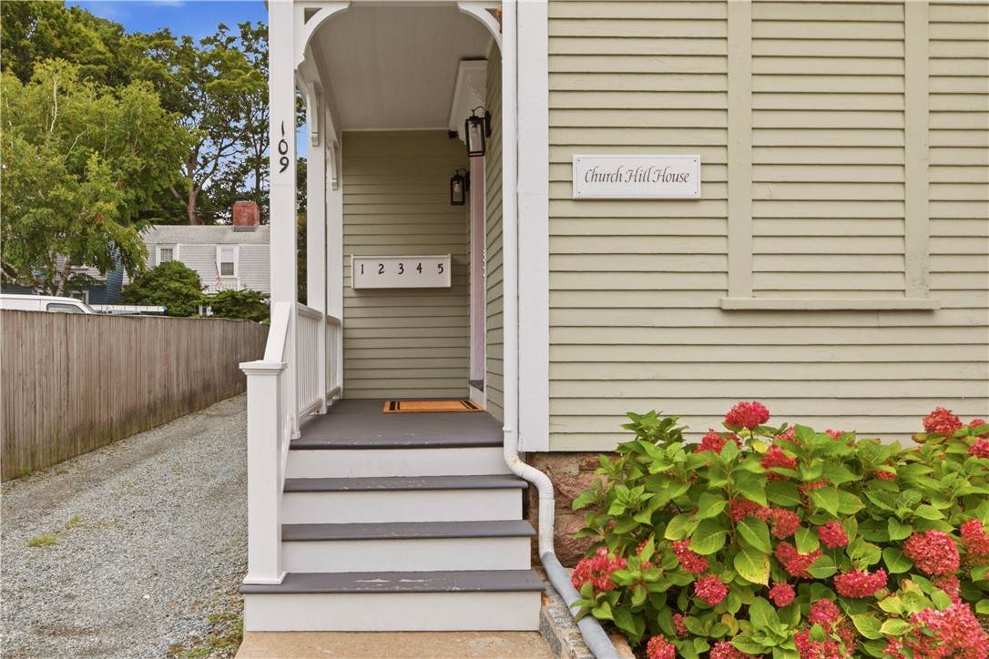 https://bt-photos.global.ssl.fastly.net/rhodeisland/orig_boomver_1_1420929-2.jpg