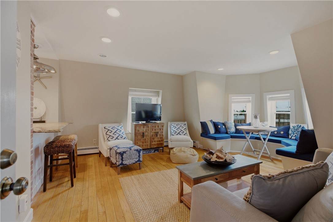 https://bt-photos.global.ssl.fastly.net/rhodeisland/orig_boomver_1_1420929-2.jpg