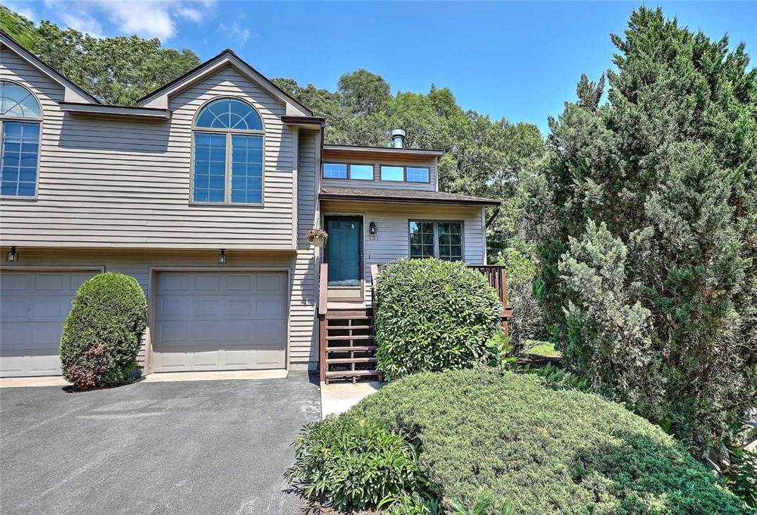 101 Cardinal Drive - Photo 1