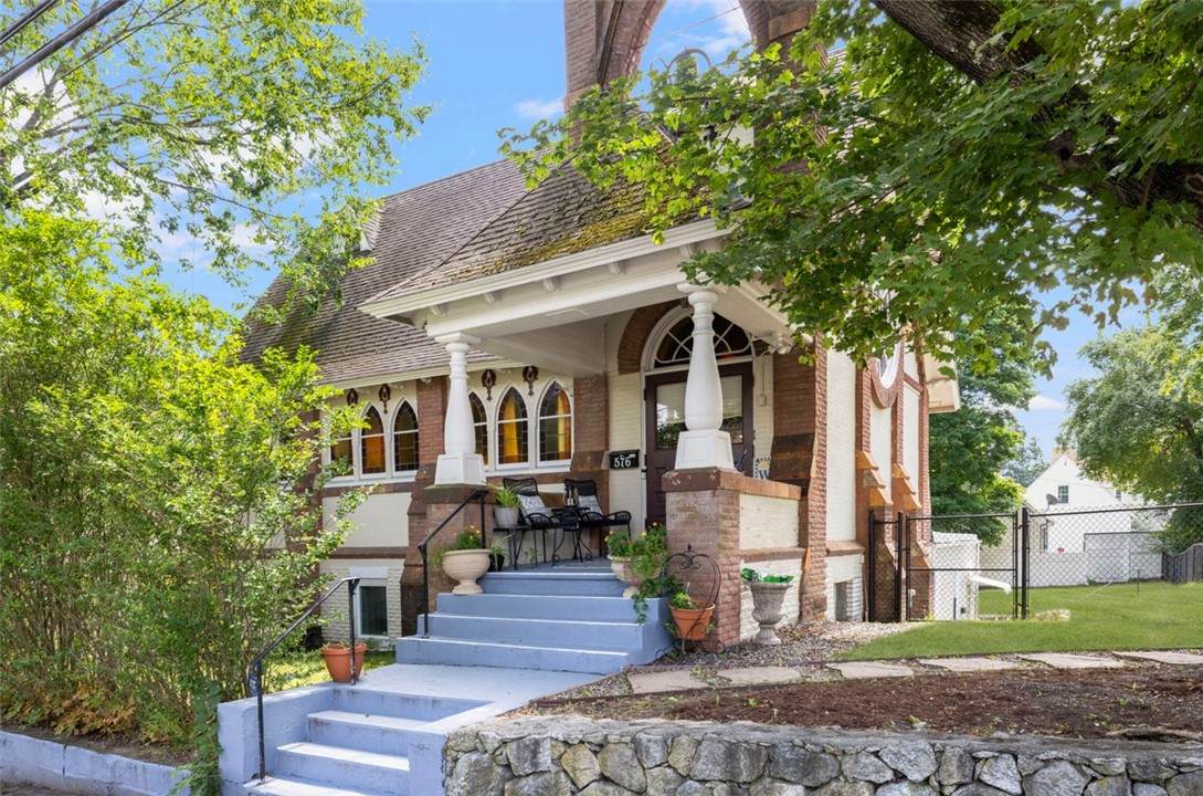 576 Fairmount Street - Photo 1