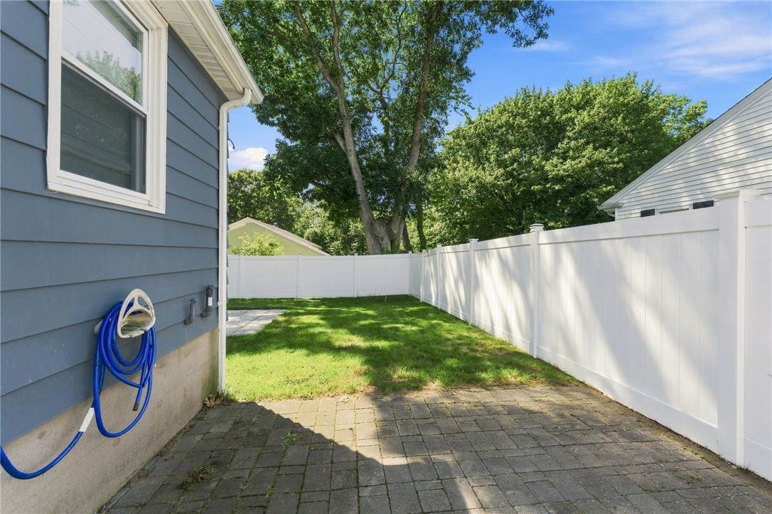 https://bt-photos.global.ssl.fastly.net/rhodeisland/orig_boomver_1_1421171-2.jpg