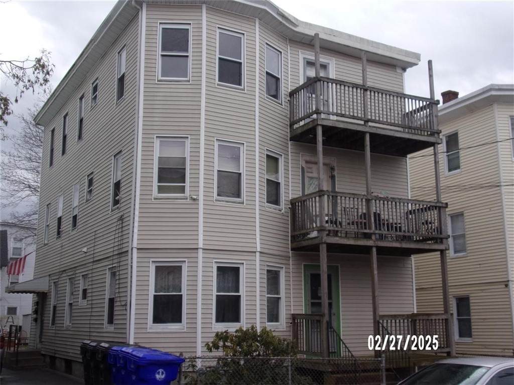 142 Lincoln Avenue - Photo 1