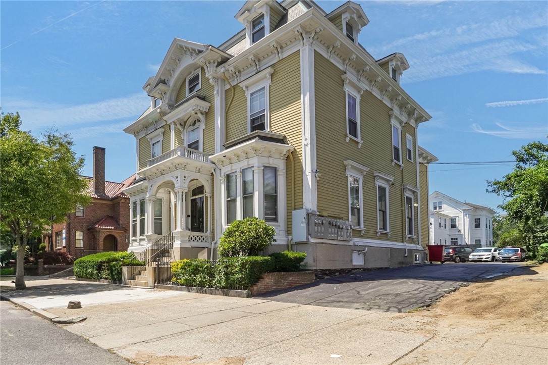 215 Broadway - Photo 1