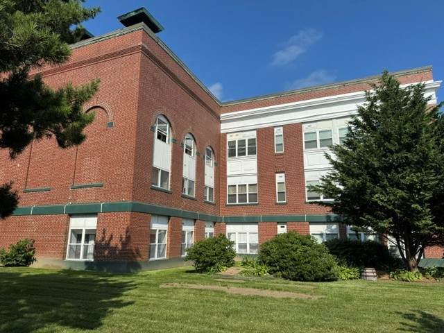 https://bt-photos.global.ssl.fastly.net/rhodeisland/orig_boomver_1_1421306-2.jpg