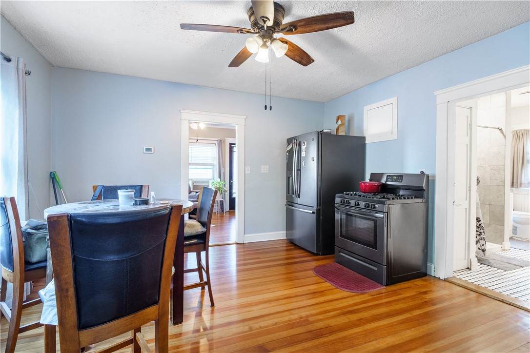 https://bt-photos.global.ssl.fastly.net/rhodeisland/orig_boomver_1_1421308-2.jpg