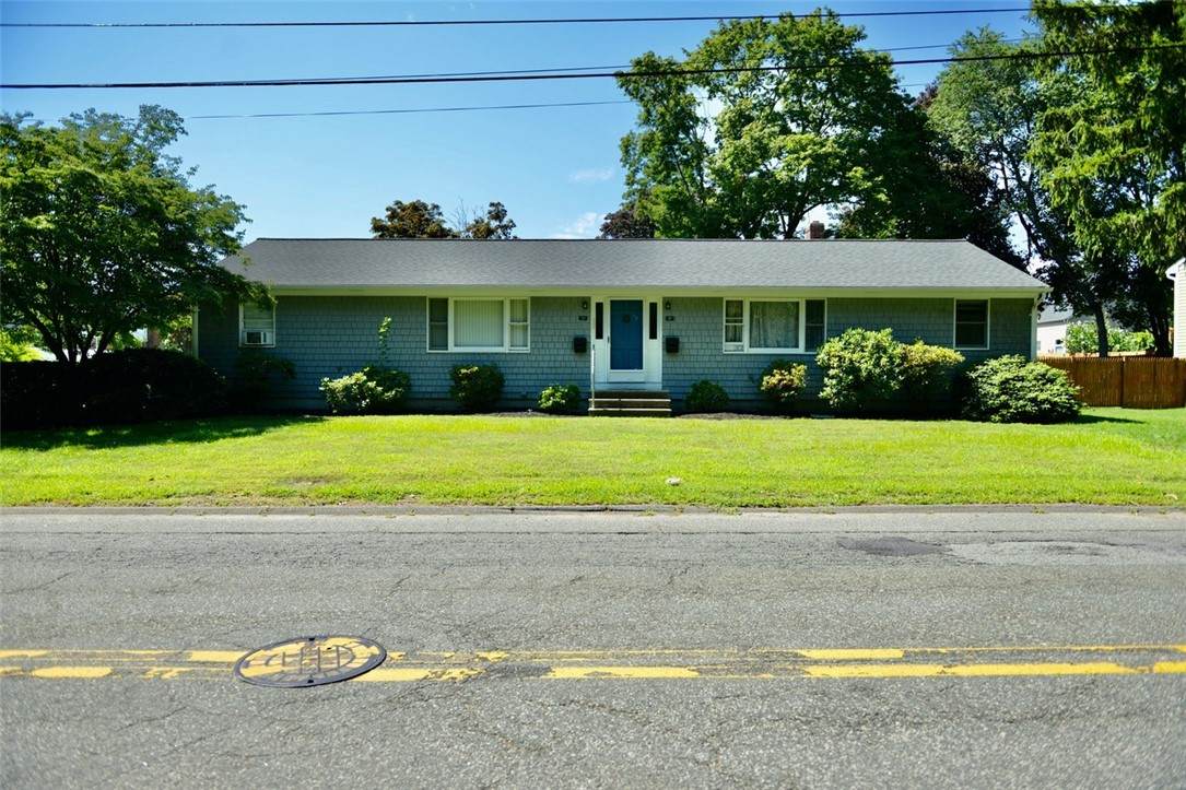 55 Vinton Avenue - Photo 1