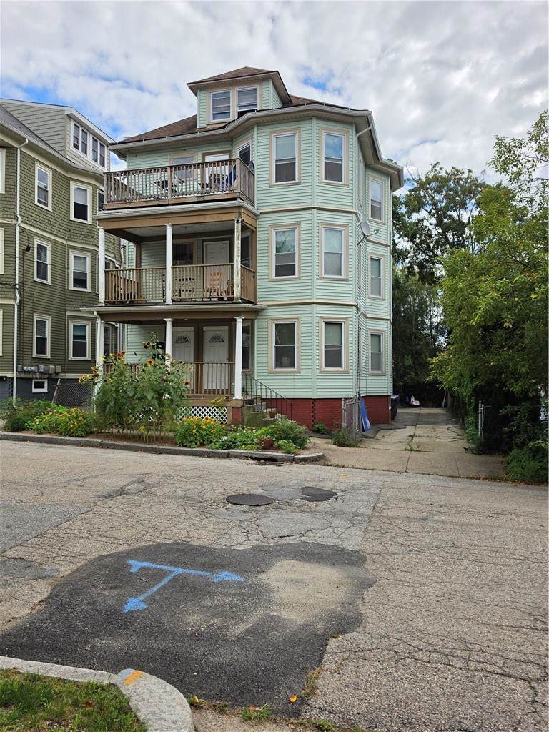 https://bt-photos.global.ssl.fastly.net/rhodeisland/orig_boomver_1_1421473-2.jpg