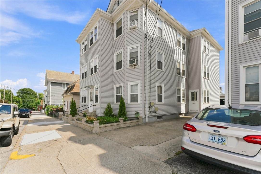 https://bt-photos.global.ssl.fastly.net/rhodeisland/orig_boomver_1_1421571-2.jpg