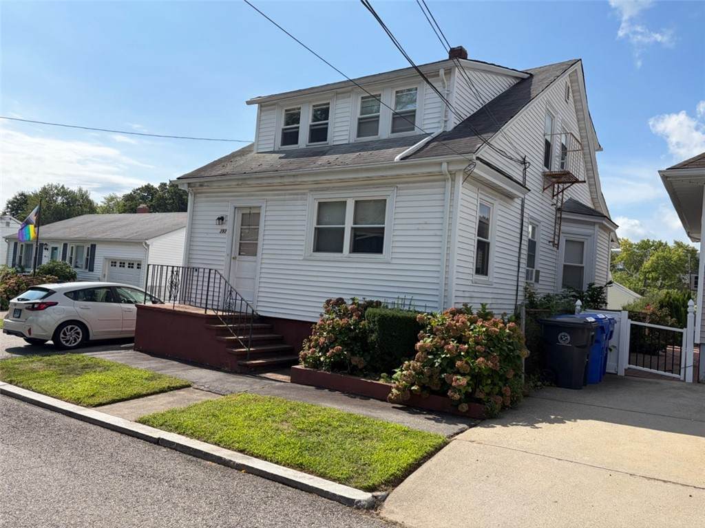 293 Sutton Avenue - Photo 1