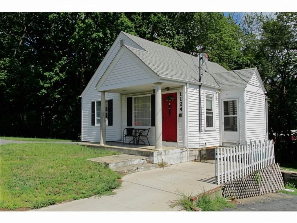1124 Eddie Dowling Highway - Photo 1