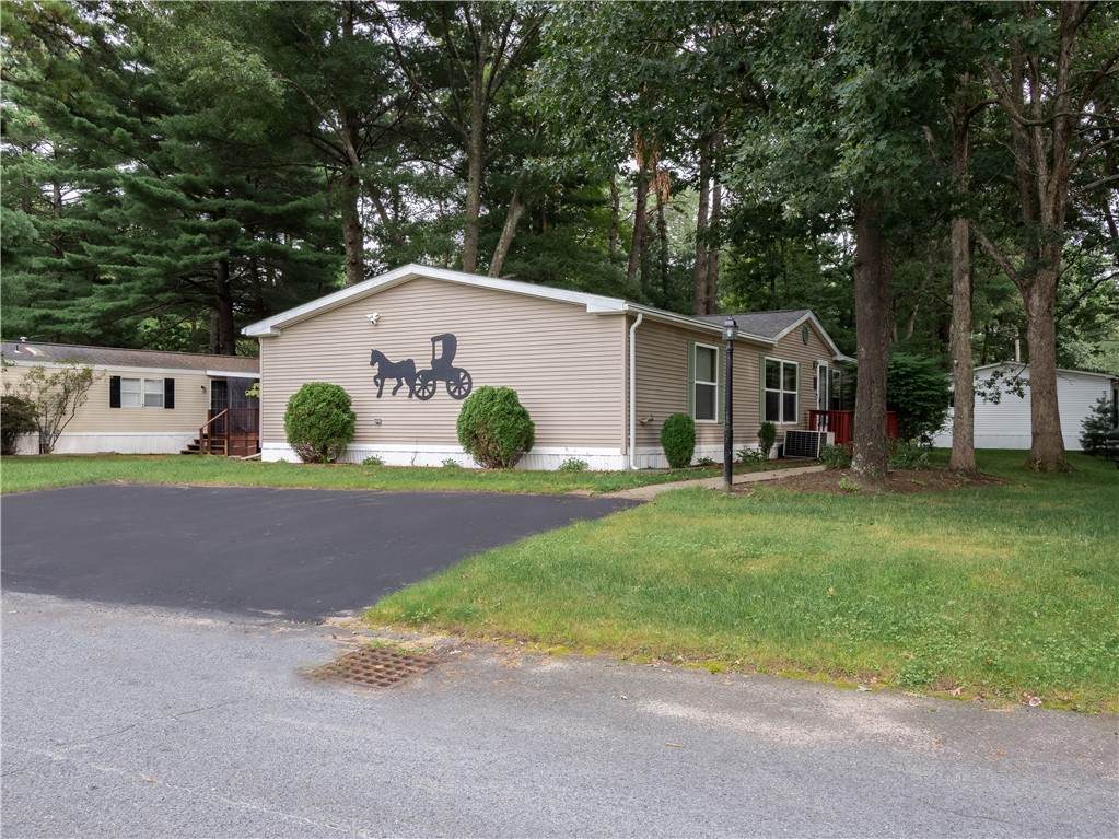 5 Kelly Lane - Photo 1