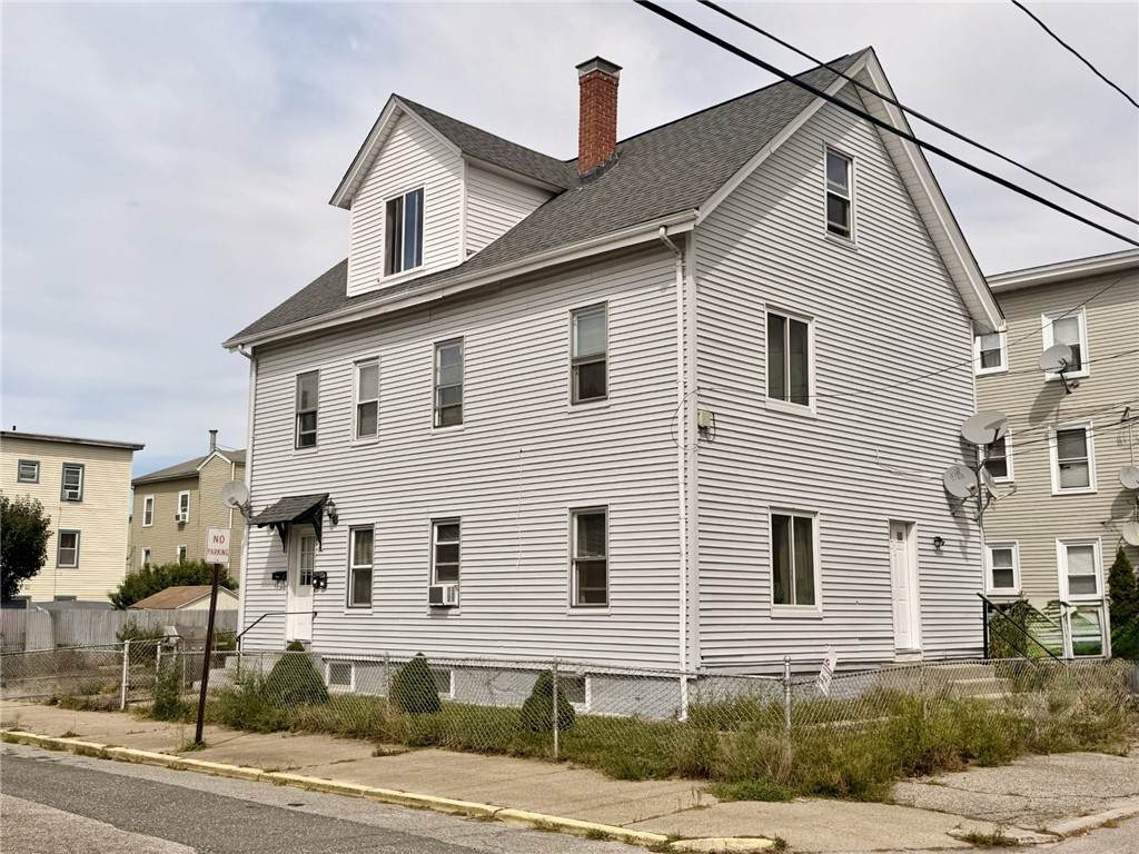 77 Henry Street - Photo 1