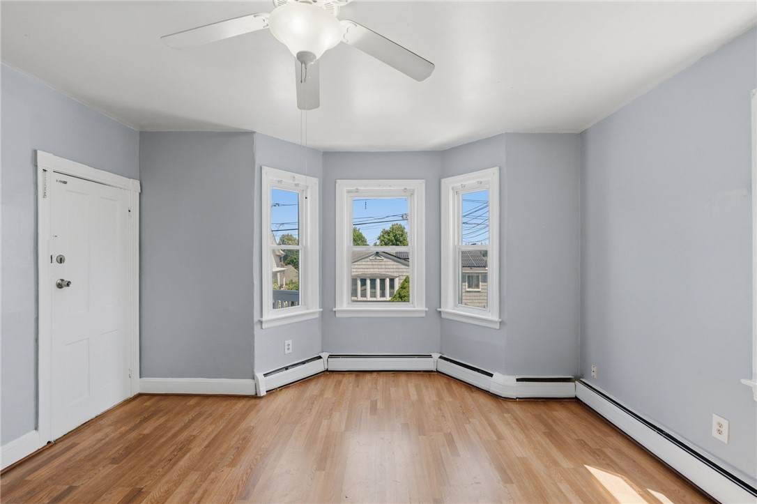 https://bt-photos.global.ssl.fastly.net/rhodeisland/orig_boomver_1_1422105-2.jpg