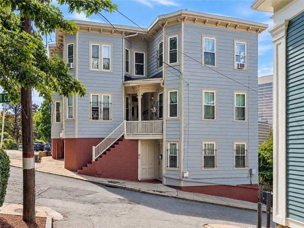 https://bt-photos.global.ssl.fastly.net/rhodeisland/orig_boomver_1_1422470-2.jpg