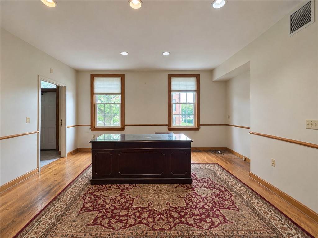 https://bt-photos.global.ssl.fastly.net/rhodeisland/orig_boomver_4_1422565-2.jpg