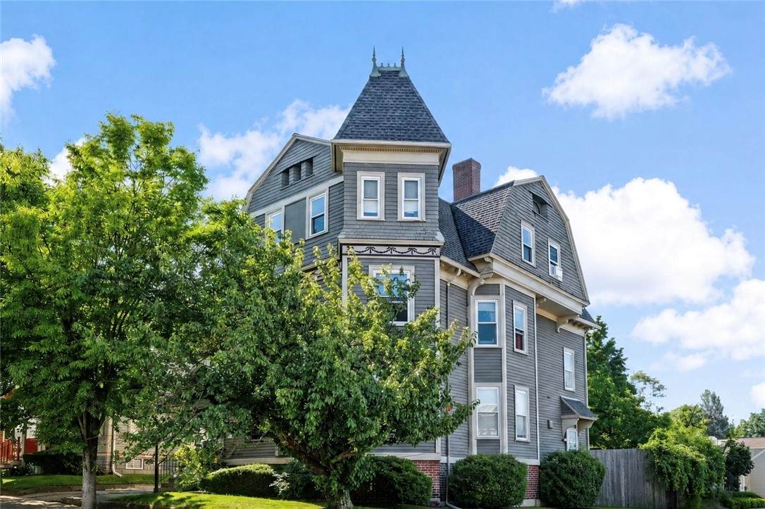 5 Hillside Avenue - Photo 1