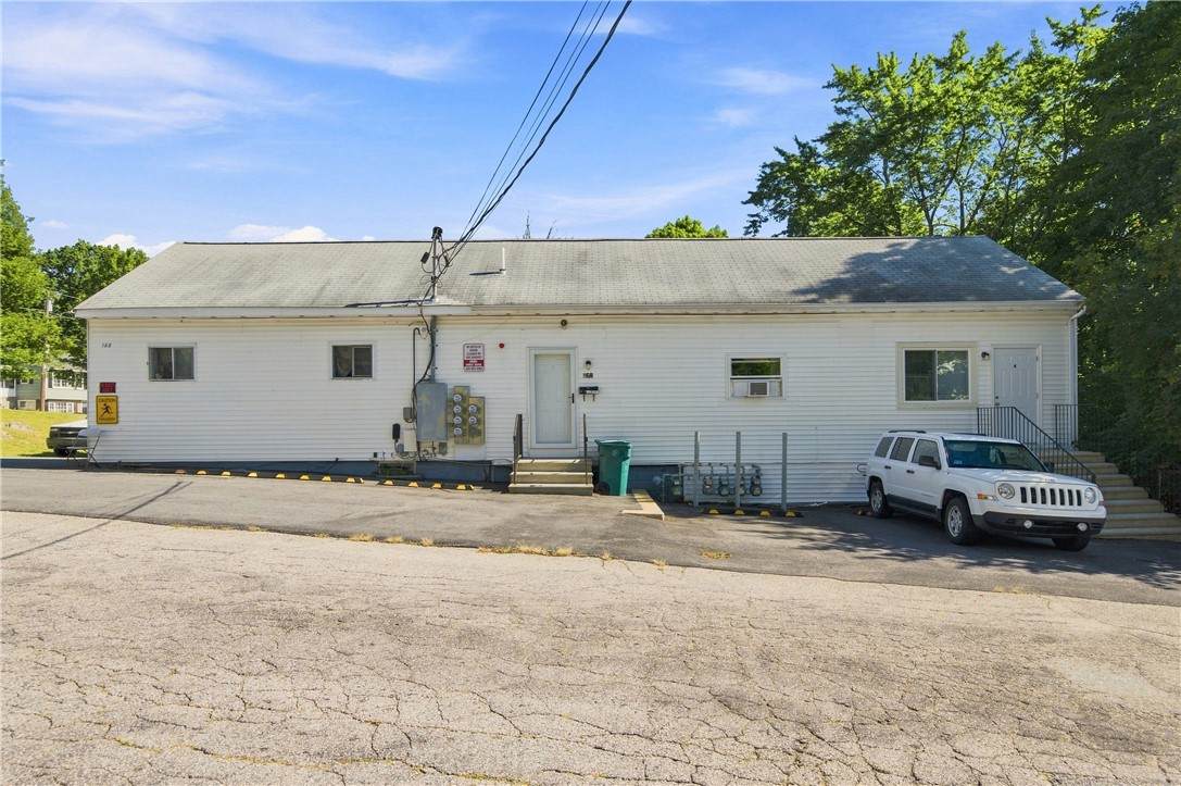 168 Rockland Avenue - Photo 1