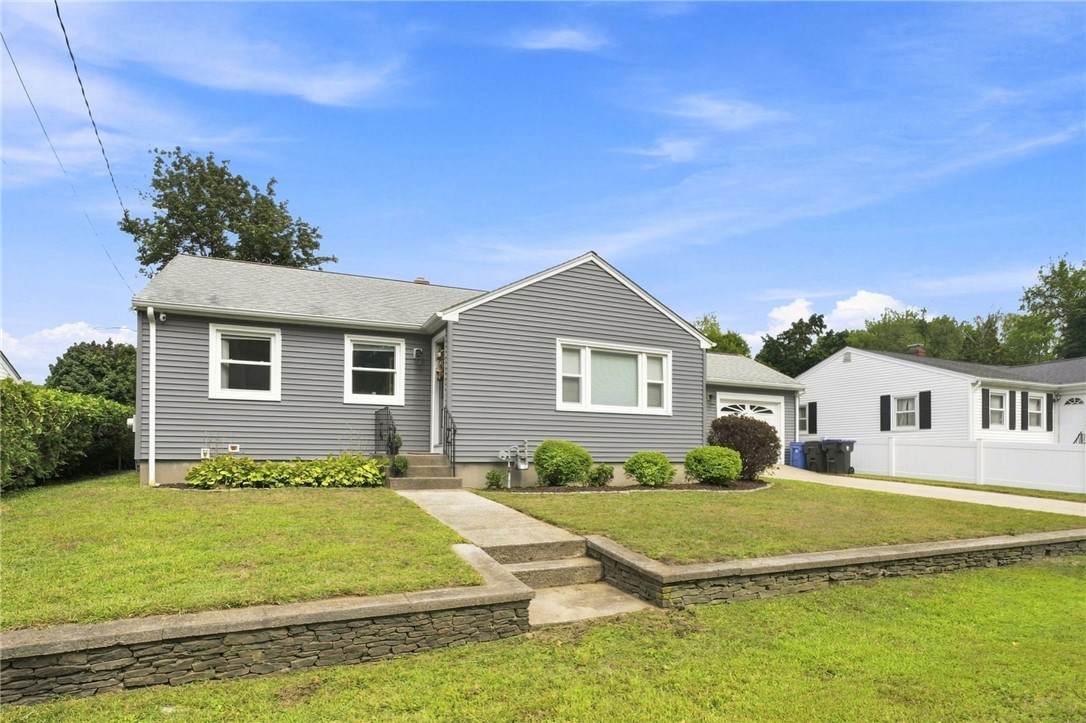 26 Alan Avenue - Photo 1