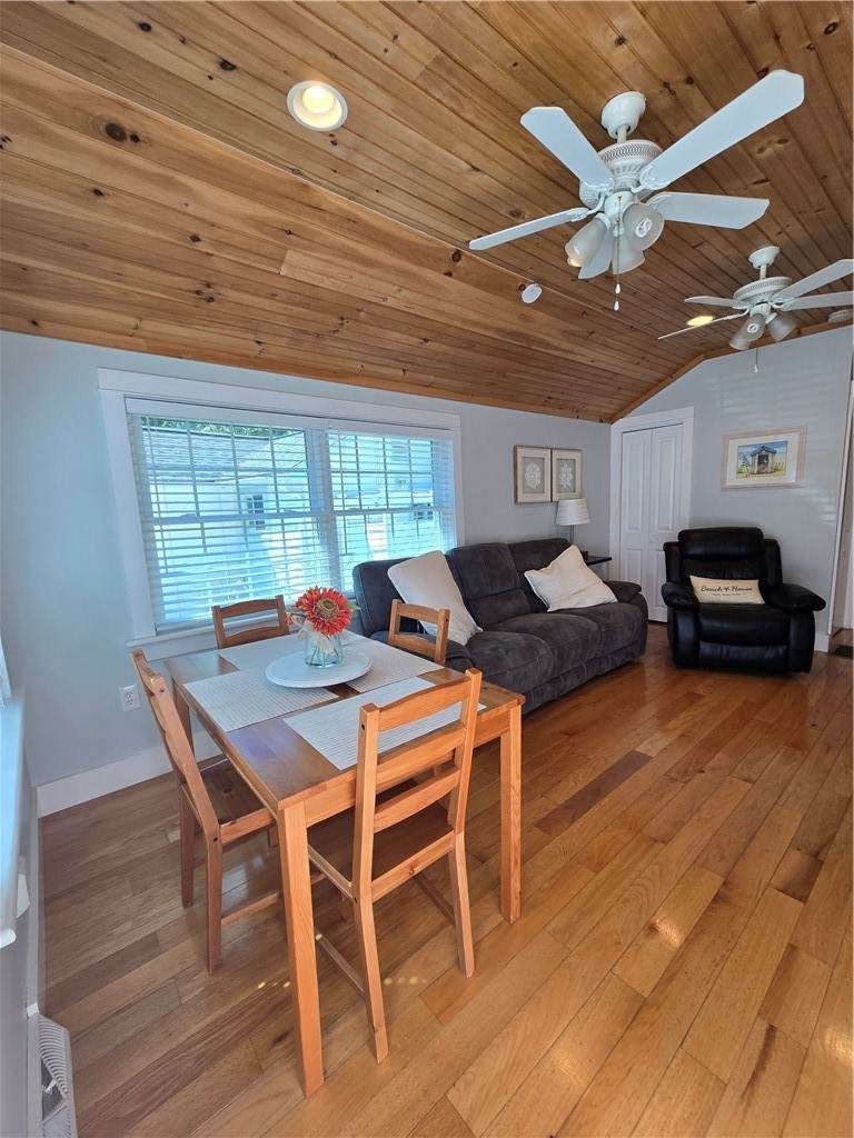 https://bt-photos.global.ssl.fastly.net/rhodeisland/orig_boomver_1_1423027-2.jpg
