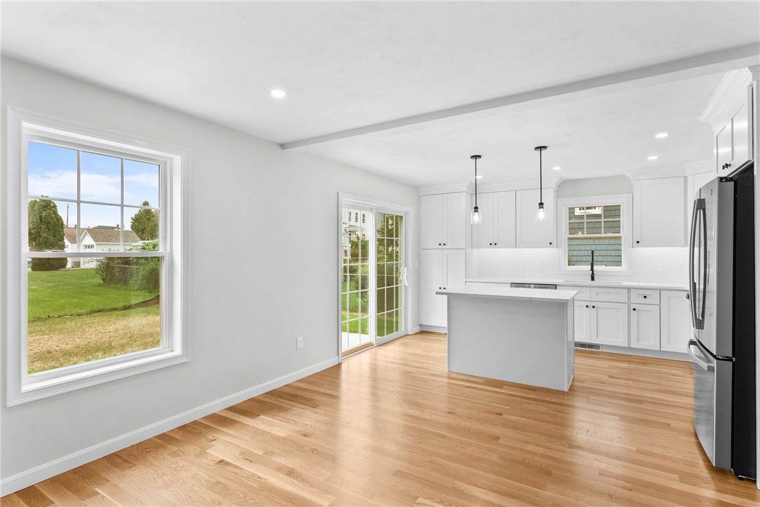 9 Kinsman Street - Photo 1