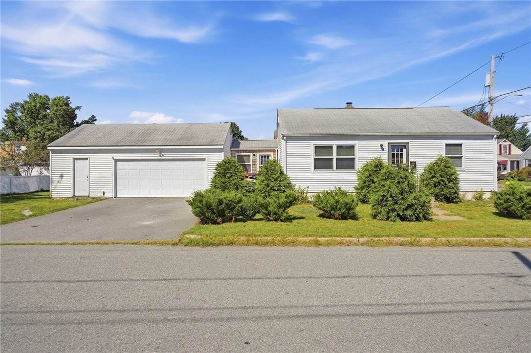 86 Paul Street - Photo 1