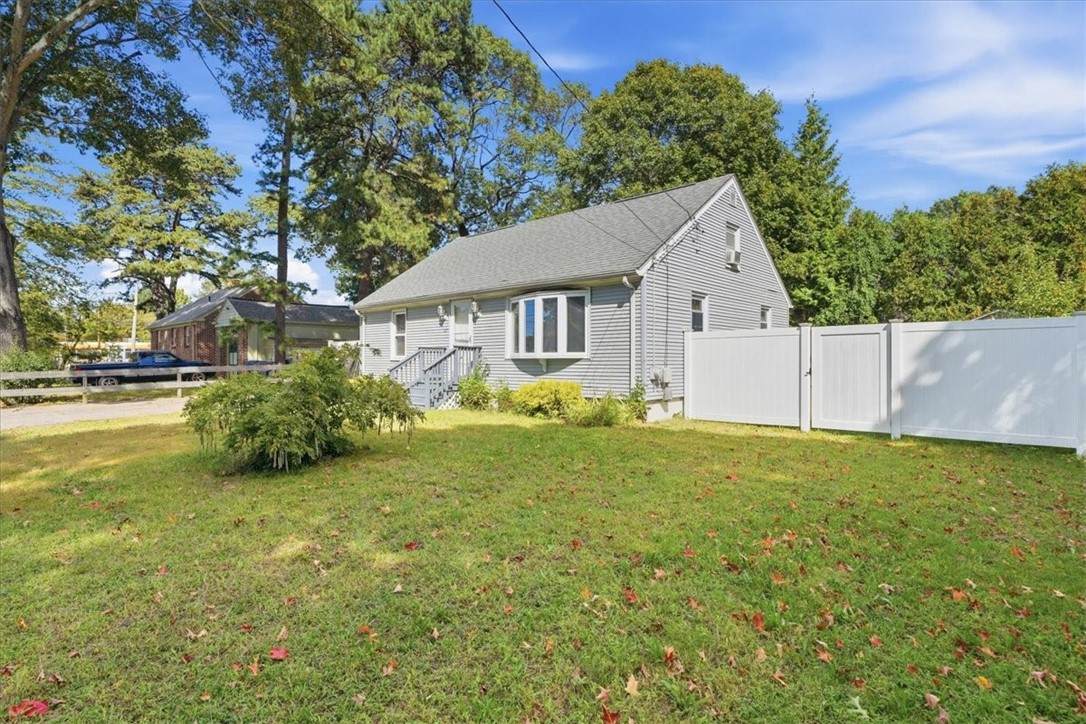 https://bt-photos.global.ssl.fastly.net/rhodeisland/orig_boomver_1_1423452-2.jpg
