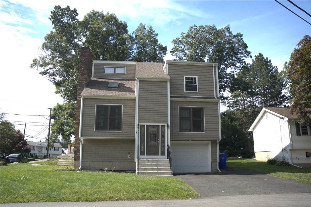 8 Bicentennial Way - Photo 1