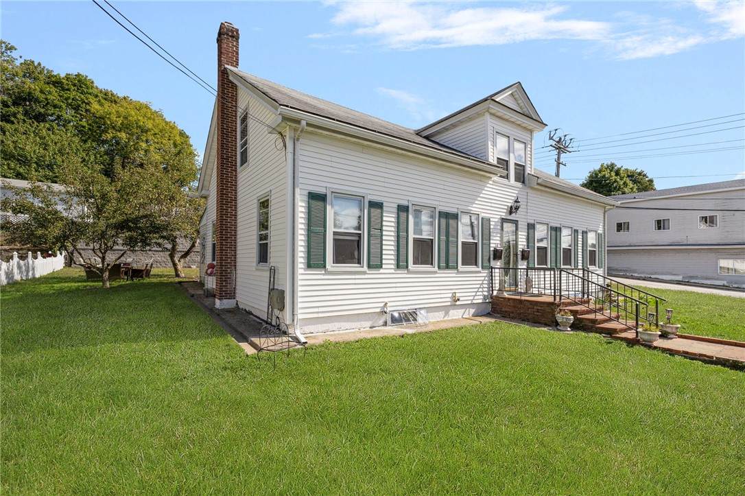 https://bt-photos.global.ssl.fastly.net/rhodeisland/orig_boomver_1_1423593-2.jpg