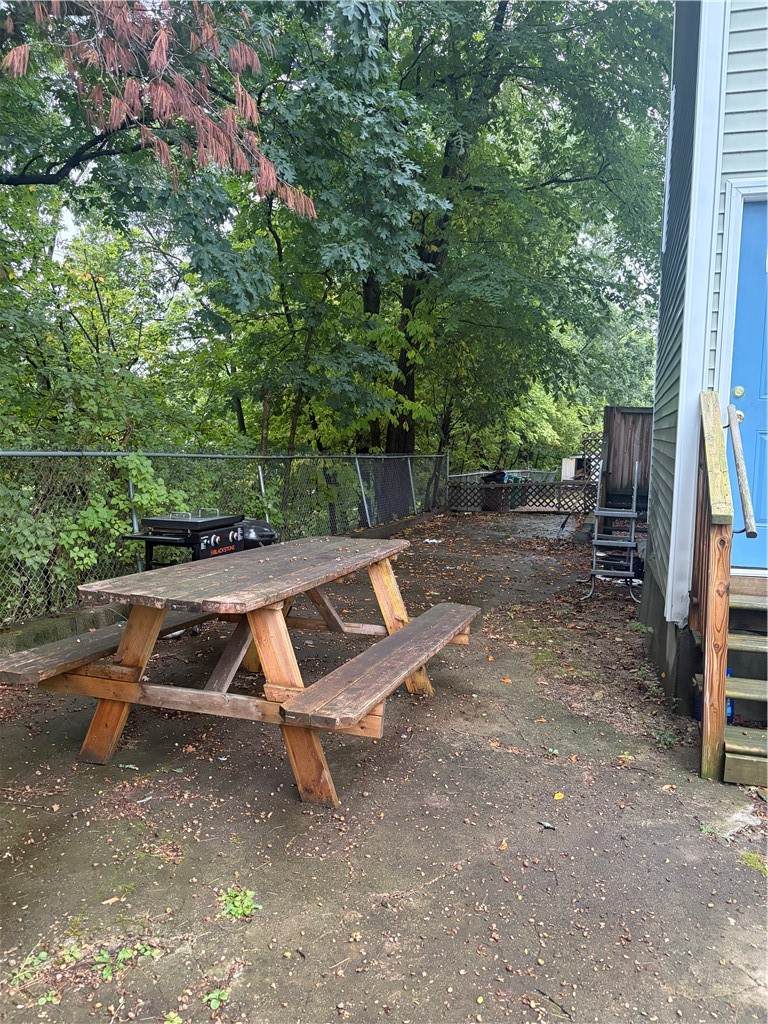 https://bt-photos.global.ssl.fastly.net/rhodeisland/orig_boomver_1_1423613-2.jpg