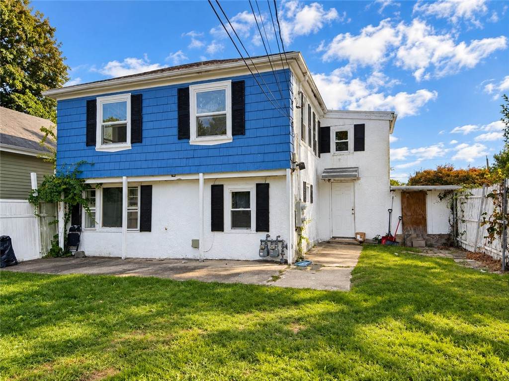 84 Seamans Street - Photo 1
