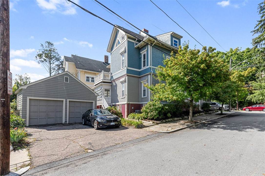 https://bt-photos.global.ssl.fastly.net/rhodeisland/orig_boomver_1_1423795-2.jpg