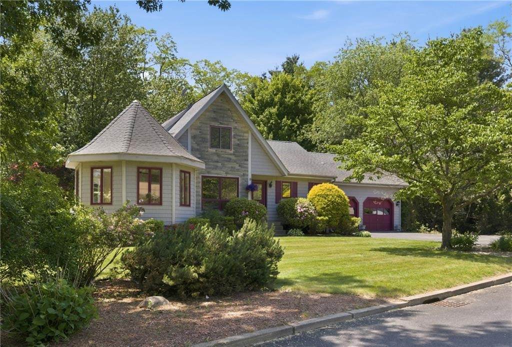 32 Briarwood Road - Photo 1